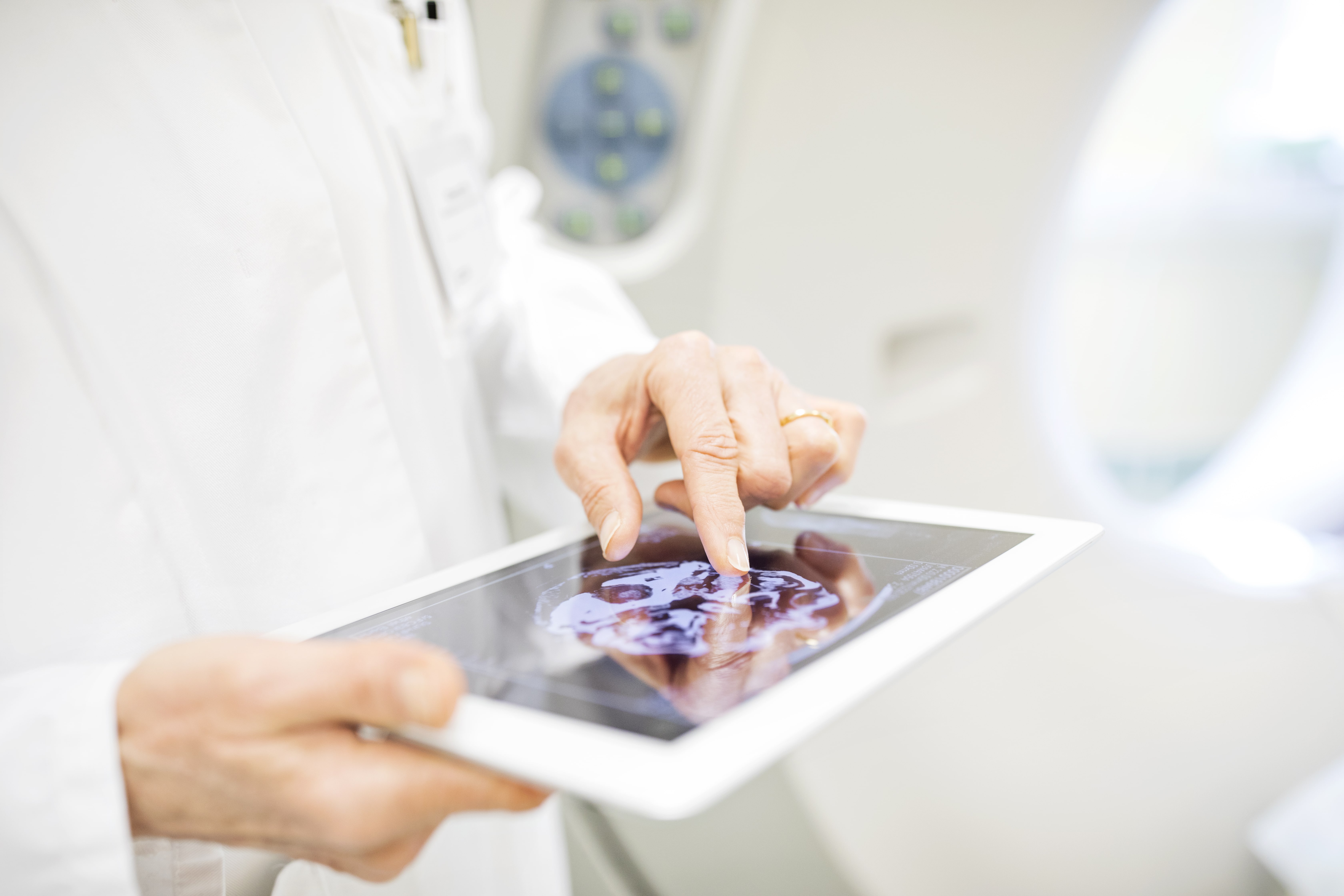 Digitalization trends in the health care industry